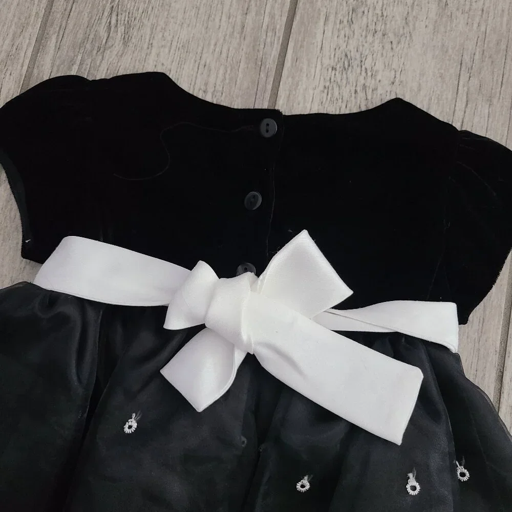 Sweet Heart Rose infant girls black and white formal velvet winter dress sz 12M - Picture 10 of 10
